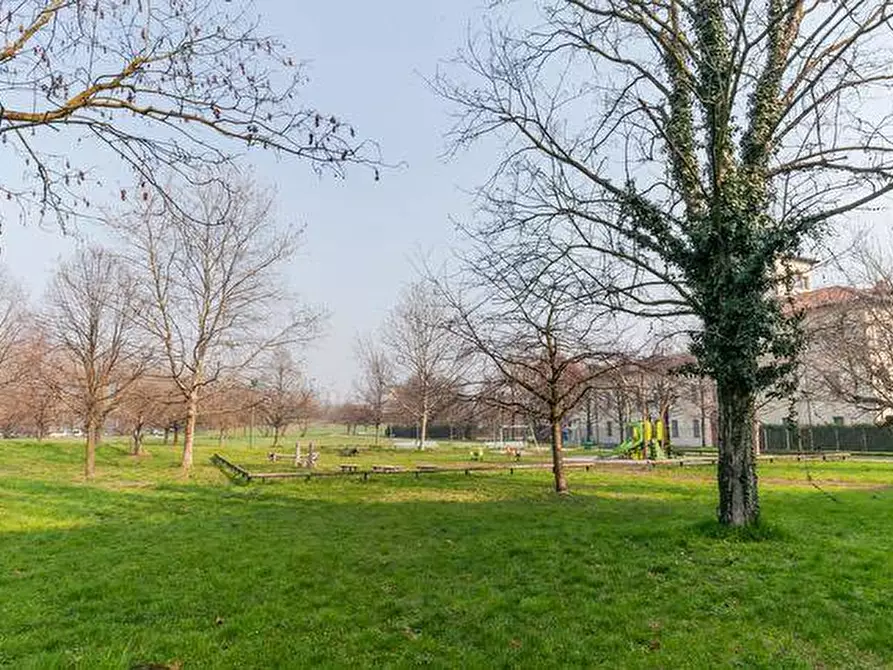 Immagine 12 di Appartamento in vendita  in via Caduti sul lavoro 47 a Sesto San Giovanni