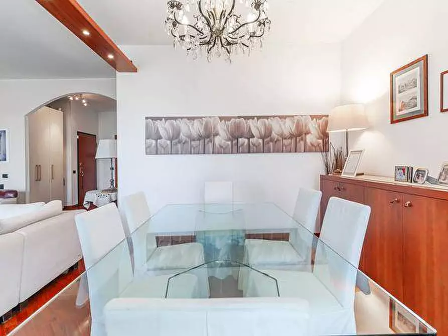 Immagine 5 di Appartamento in vendita  in via Caduti sul lavoro 47 a Sesto San Giovanni