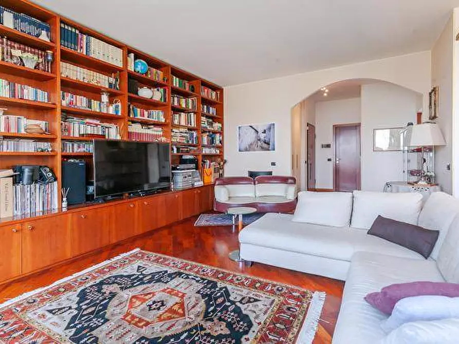 Immagine 4 di Appartamento in vendita  in via Caduti sul lavoro 47 a Sesto San Giovanni