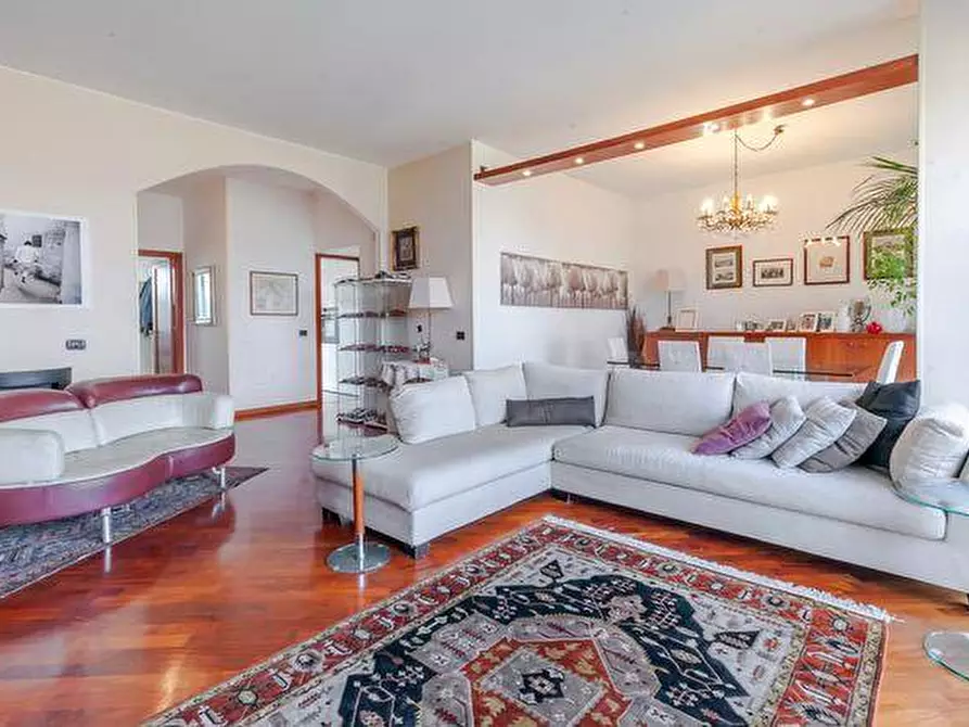 Immagine 10 di Appartamento in vendita  in via Caduti sul lavoro 47 a Sesto San Giovanni