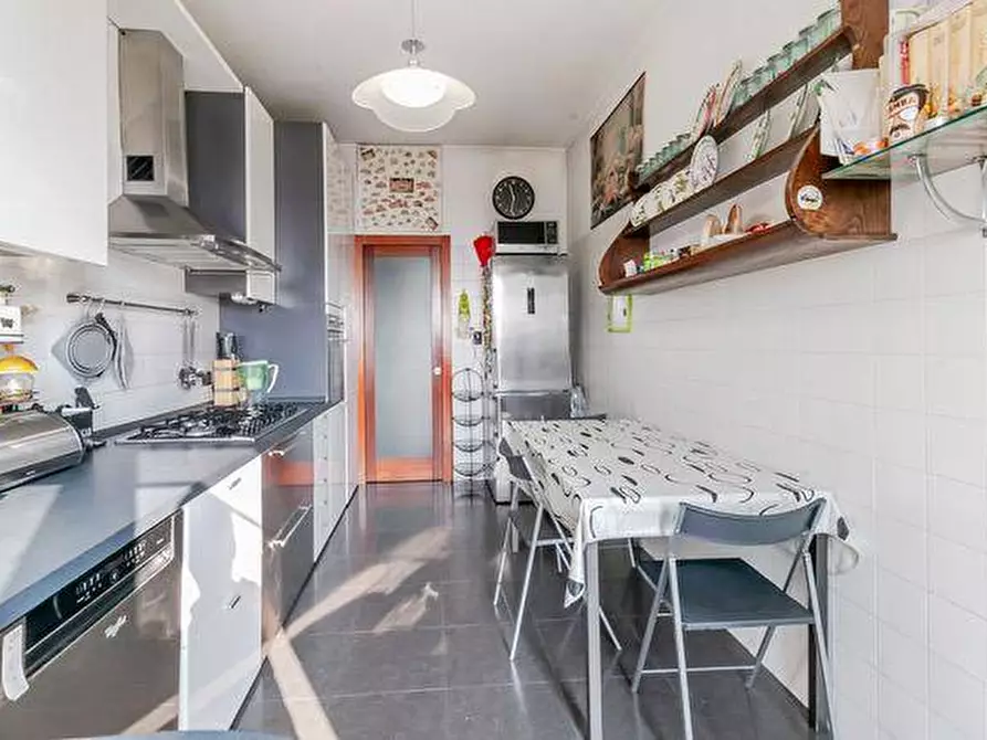 Immagine 15 di Appartamento in vendita  in via Caduti sul lavoro 47 a Sesto San Giovanni