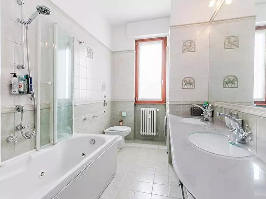 Immagine 32 di Appartamento in vendita  in via Caduti sul lavoro 47 a Sesto San Giovanni