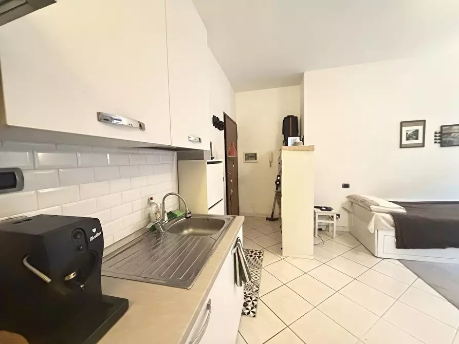 Immagine 6 di Appartamento in affitto  in Via Piero Della Francesca 51 a Milano