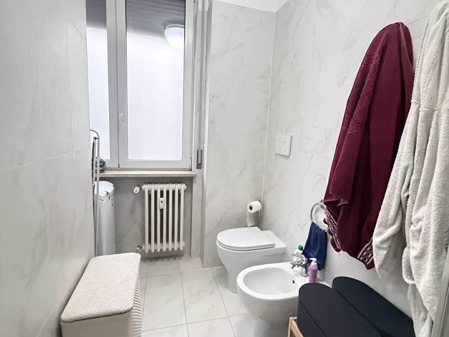 Immagine 11 di Appartamento in affitto  in Via Piero Della Francesca 51 a Milano