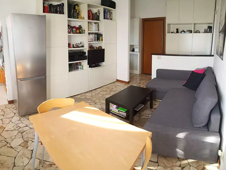 Immagine 3 di Appartamento in affitto  in via Govone 68 a Milano