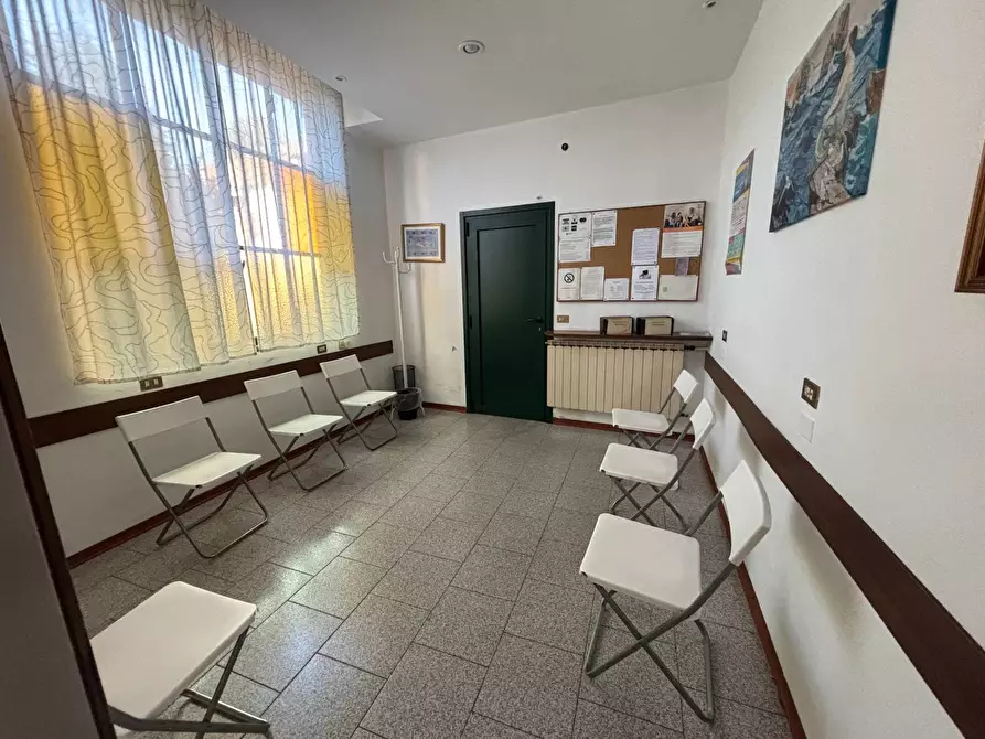 Immagine 17 di Ufficio in affitto  in via San Siro 40 a Cornaredo