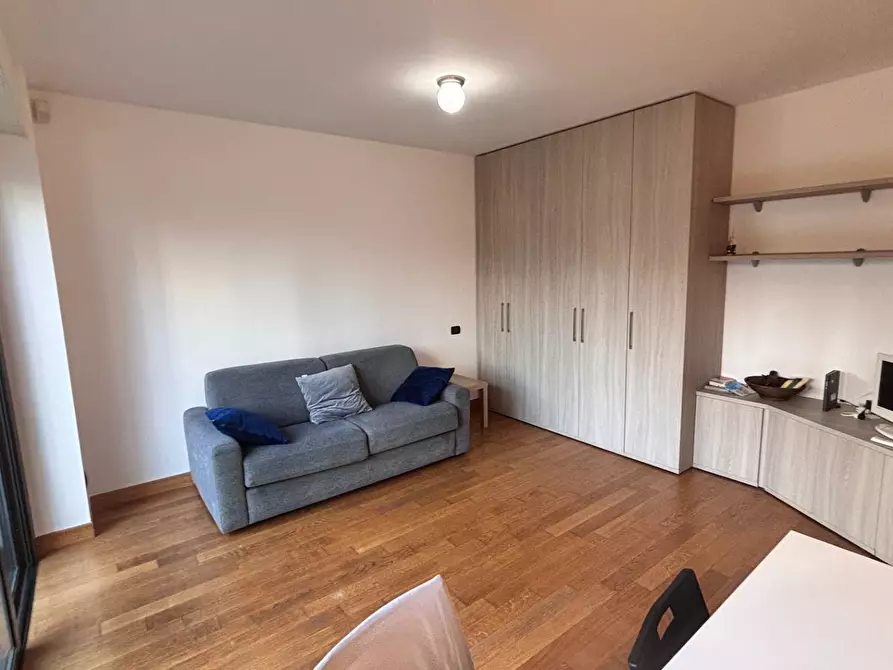 Immagine 5 di Appartamento in affitto  in via Traiano 35 a Milano