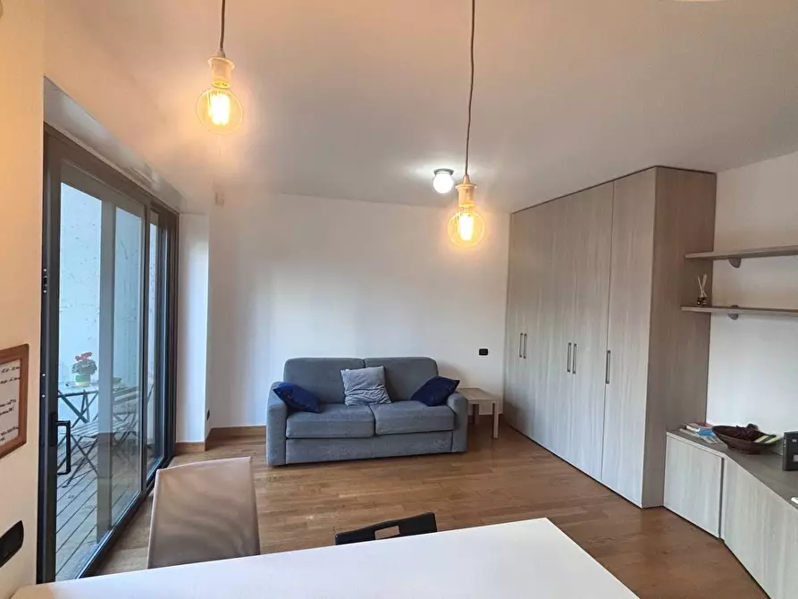 Immagine 22 di Appartamento in affitto  in via Traiano 35 a Milano