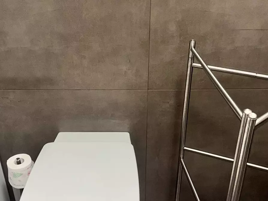 Immagine 27 di Appartamento in affitto  in via Traiano 35 a Milano