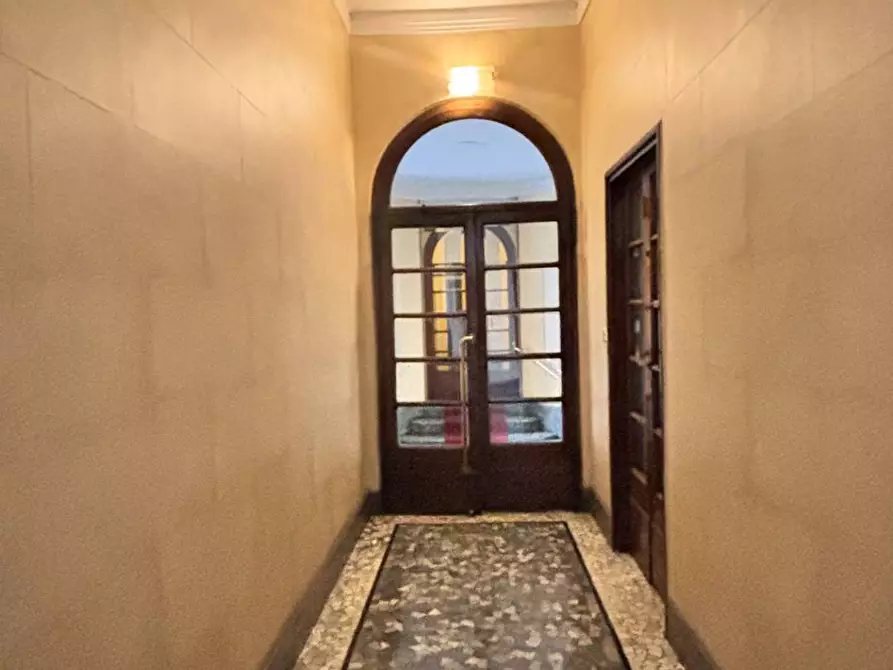 Immagine 22 di Appartamento in affitto  in via Verona 13 a Milano