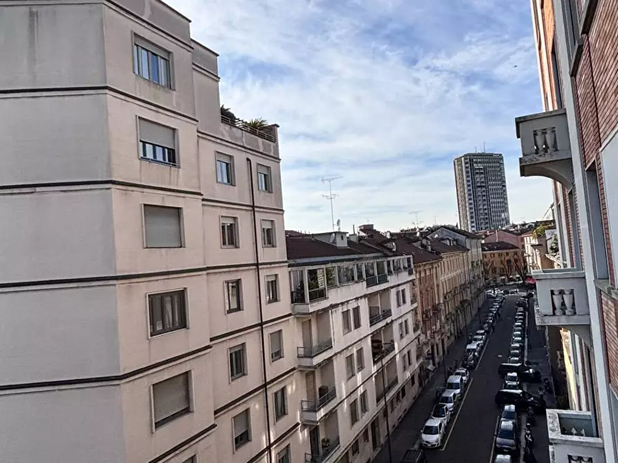 Immagine 25 di Appartamento in affitto  in via Verona 13 a Milano
