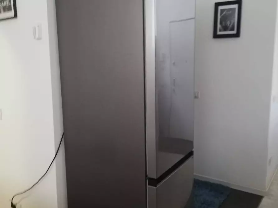 Immagine 8 di Laboratorio in vendita  in via Valle Anzasca a Milano