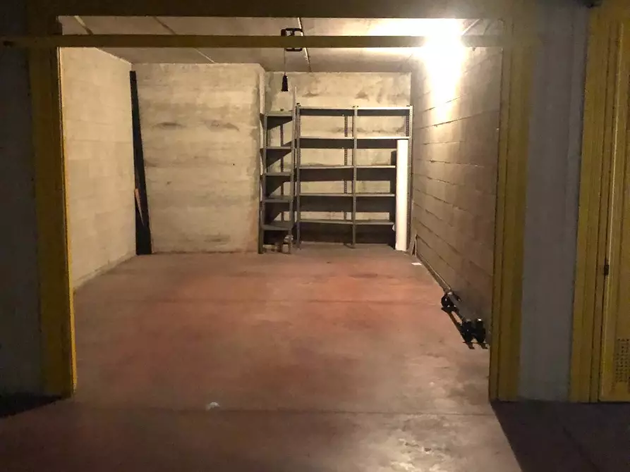 Immagine 16 di Appartamento in affitto  in via Tevere a Lainate