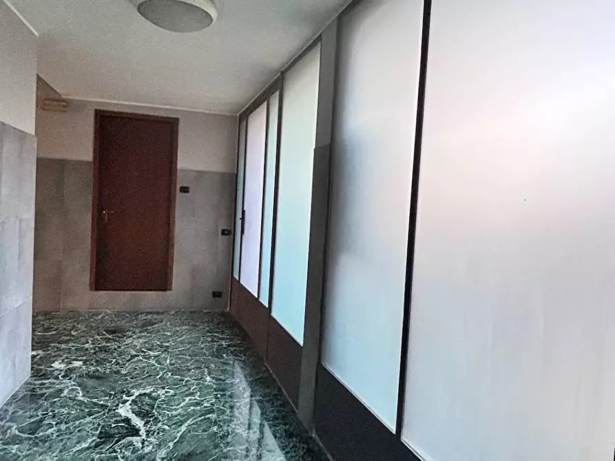 Immagine 15 di Appartamento in affitto  in via Govone a Milano