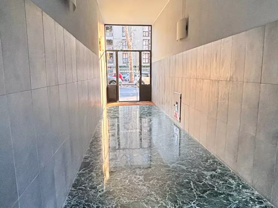 Immagine 16 di Appartamento in affitto  in via Govone a Milano