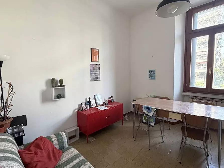 Immagine 1 di Appartamento in vendita  in via Caracciolo a Milano