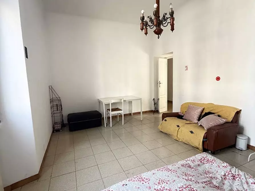 Immagine 7 di Appartamento in vendita  in via Caracciolo a Milano