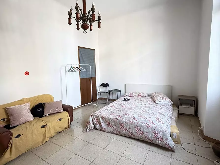 Immagine 8 di Appartamento in vendita  in via Caracciolo a Milano