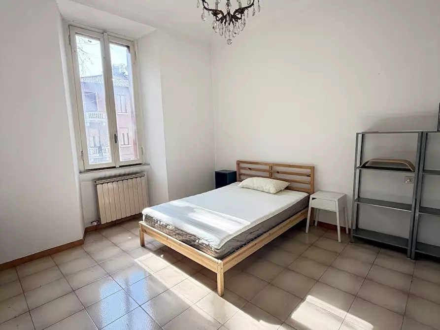 Immagine 10 di Appartamento in vendita  in via Caracciolo a Milano