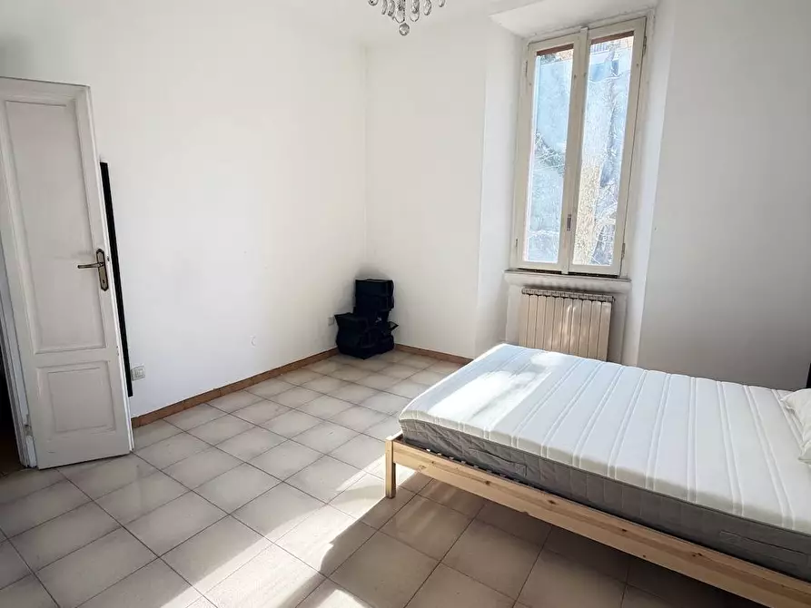 Immagine 11 di Appartamento in vendita  in via Caracciolo a Milano