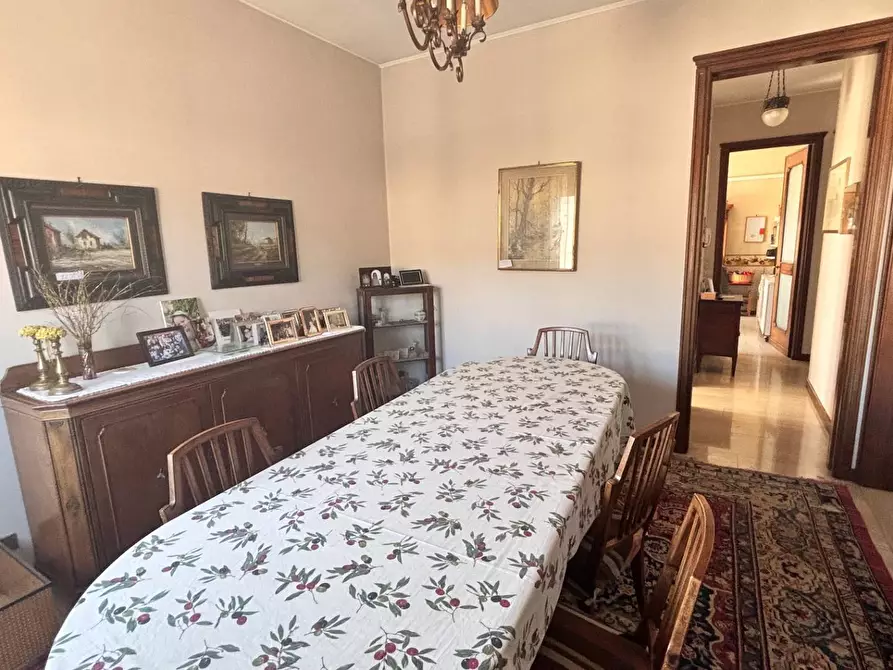 Immagine 4 di Appartamento in vendita  in via Caracciolo a Milano