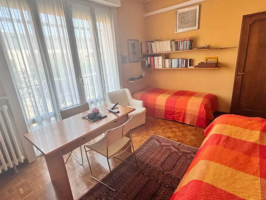 Immagine 9 di Appartamento in vendita  in via Caracciolo a Milano