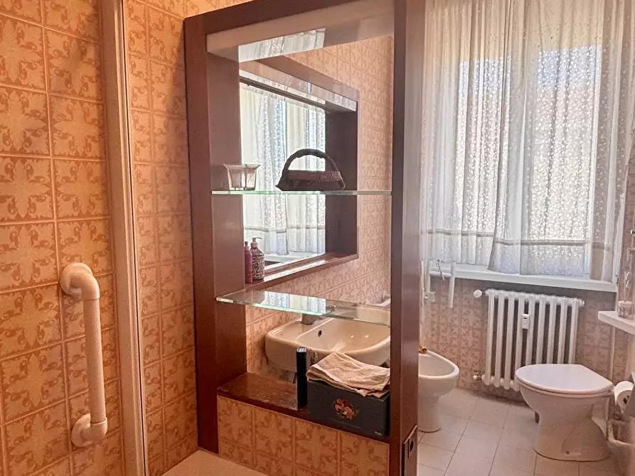 Immagine 11 di Appartamento in vendita  in via Caracciolo a Milano