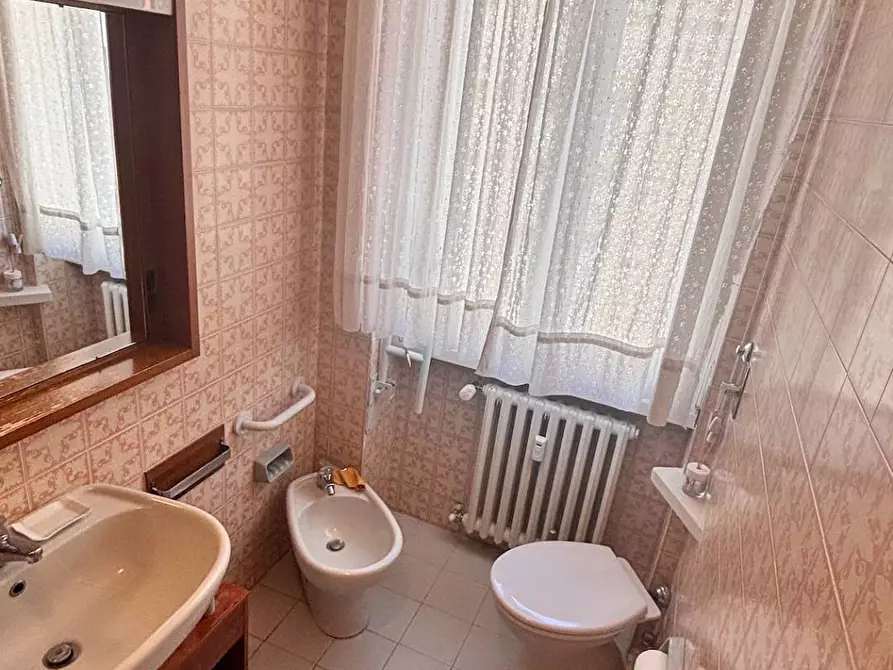 Immagine 13 di Appartamento in vendita  in via Caracciolo a Milano