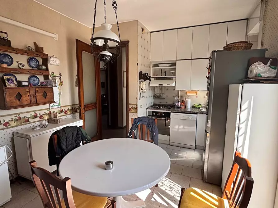 Immagine 22 di Appartamento in vendita  in via Caracciolo a Milano