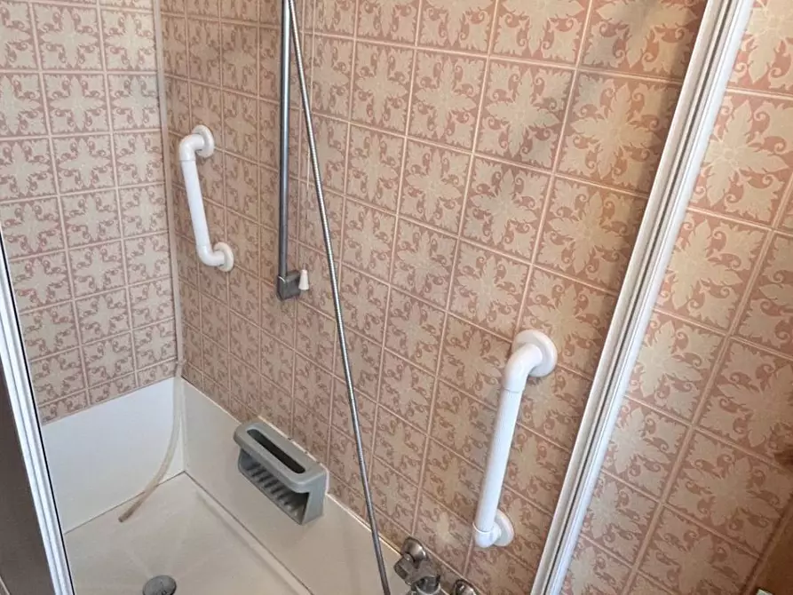 Immagine 26 di Appartamento in vendita  in via Caracciolo a Milano