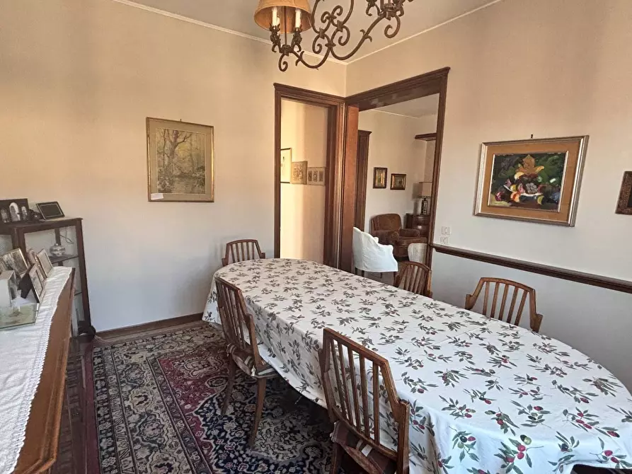 Immagine 32 di Appartamento in vendita  in via Caracciolo a Milano