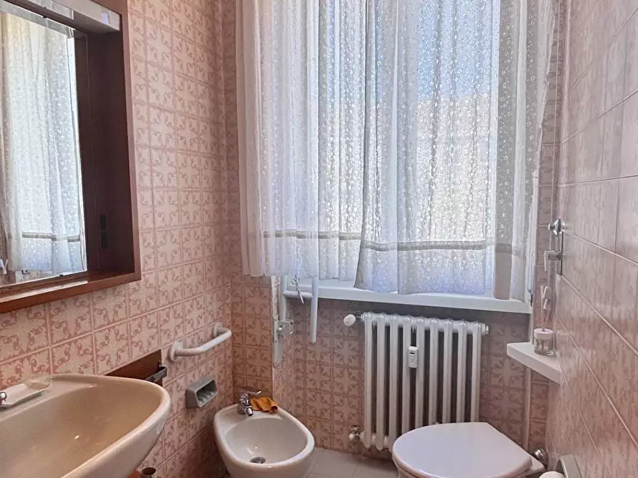 Immagine 36 di Appartamento in vendita  in via Caracciolo a Milano