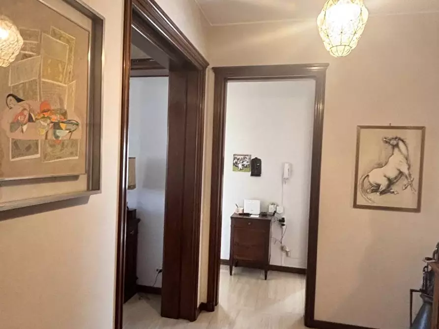 Immagine 38 di Appartamento in vendita  in via Caracciolo a Milano