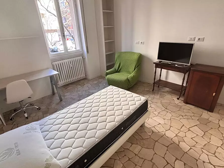 Immagine 6 di Appartamento in affitto  in via Caracciolo a Milano