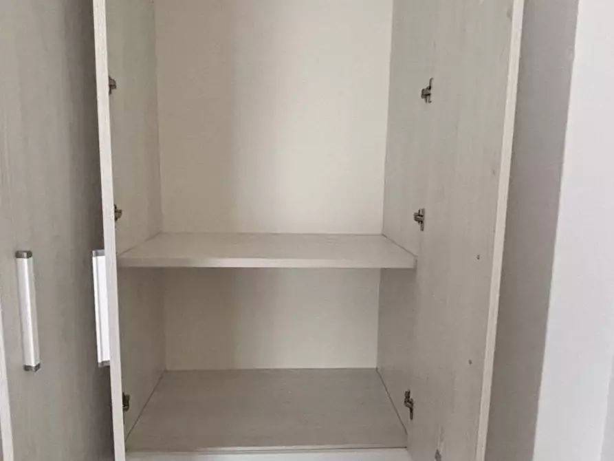 Immagine 9 di Appartamento in affitto  in via Caracciolo a Milano