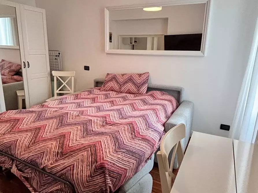 Immagine 30 di Appartamento in affitto  in via Cirillo 12 a Milano