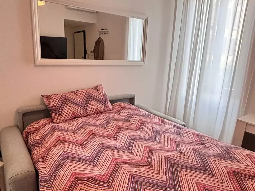 Immagine 36 di Appartamento in affitto  in via Cirillo 12 a Milano