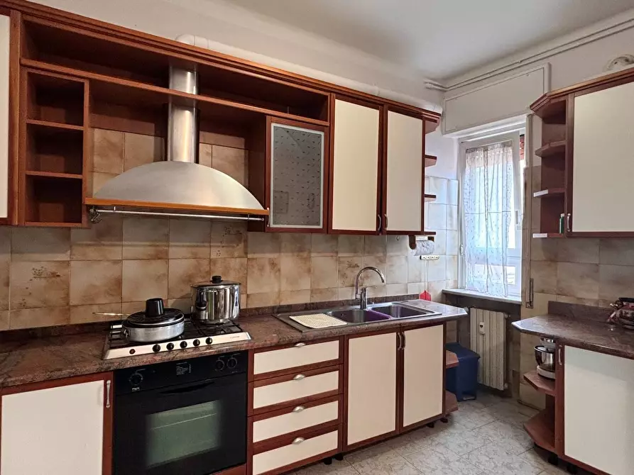 Immagine 4 di Appartamento in vendita  in via Delfico a Milano