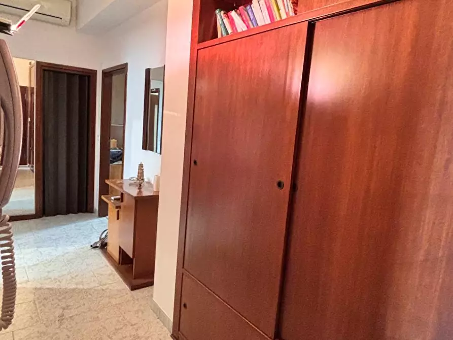 Immagine 16 di Appartamento in vendita  in via Delfico a Milano