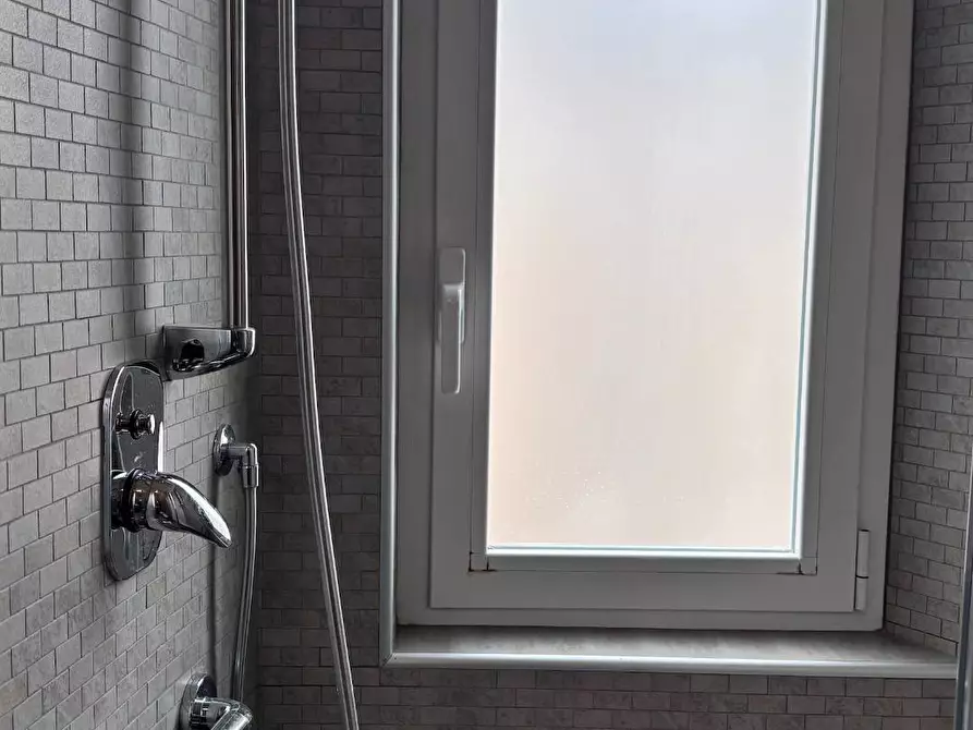 Immagine 25 di Appartamento in vendita  in via Delfico a Milano