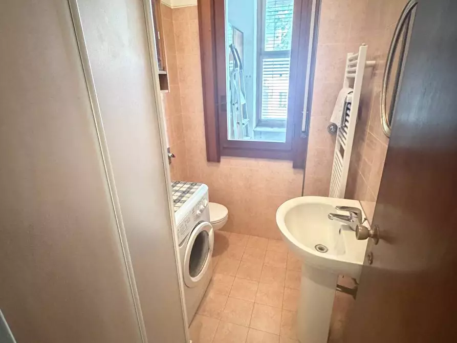 Immagine 28 di Appartamento in vendita  in via Govone 100 a Milano
