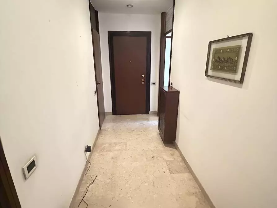 Immagine 29 di Appartamento in vendita  in via Govone 100 a Milano
