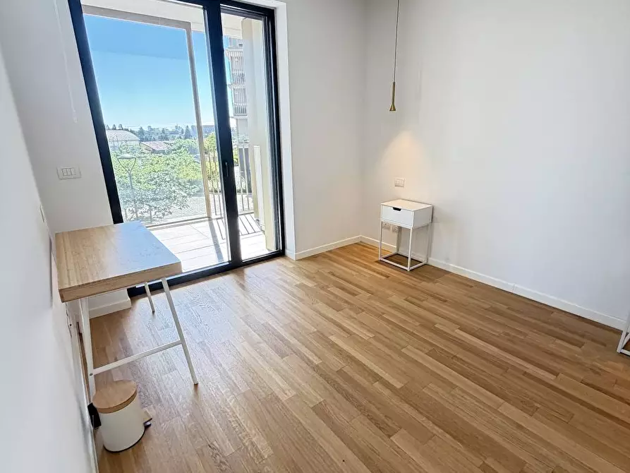Immagine 11 di Appartamento in affitto  in via Pasolini 70 a Milano