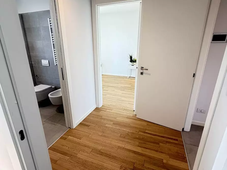 Immagine 24 di Appartamento in affitto  in via Pasolini 70 a Milano