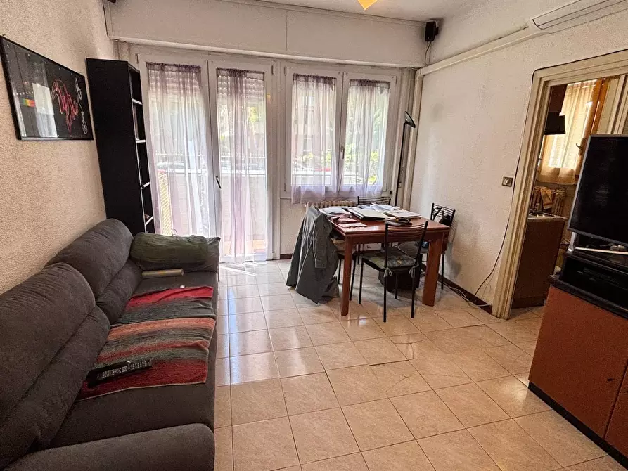 Immagine 4 di Appartamento in vendita  in via Cimabue a Milano