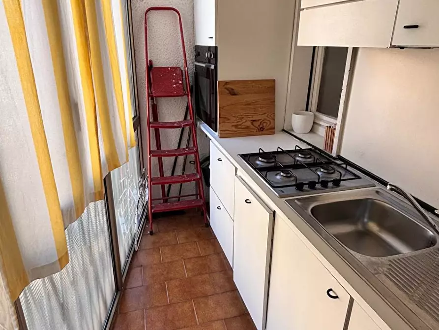 Immagine 19 di Appartamento in affitto  in via Fauchè a Milano