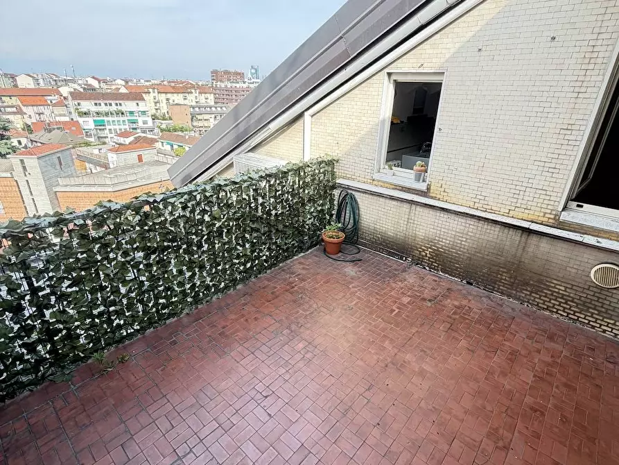 Immagine 2 di Appartamento in affitto  in Corso Sempione a Milano