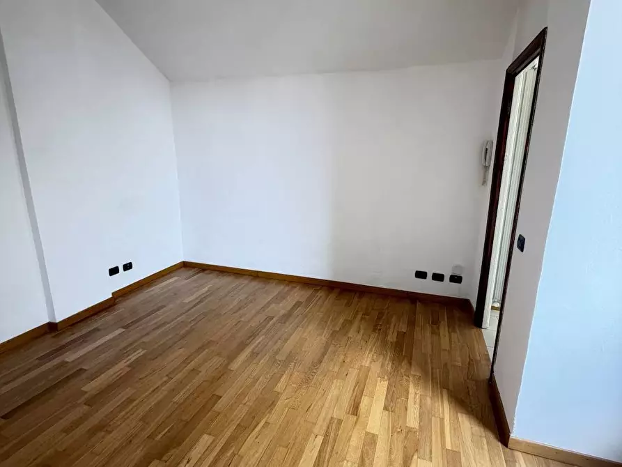 Immagine 11 di Appartamento in affitto  in Corso Sempione a Milano