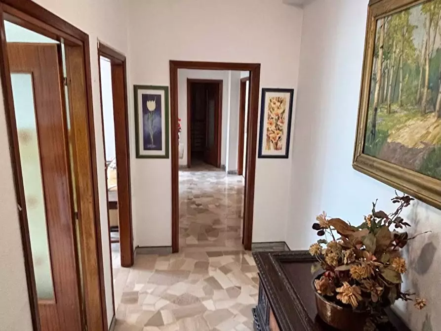 Immagine 13 di Appartamento in vendita  in via Fiume a Saronno