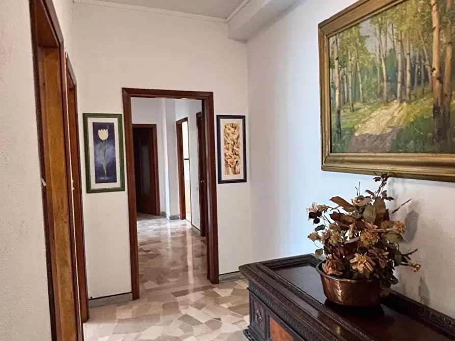 Immagine 26 di Appartamento in vendita  in via Fiume a Saronno